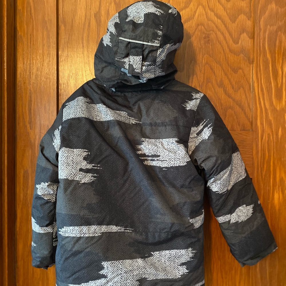 Columbia boys xs coat.